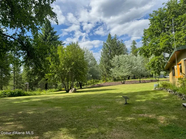 $860,000 | 197 Berry Hill, Cocolalla, ID 83813