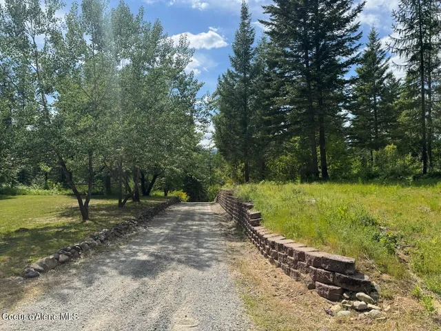 $860,000 | 197 Berry Hill, Cocolalla, ID 83813