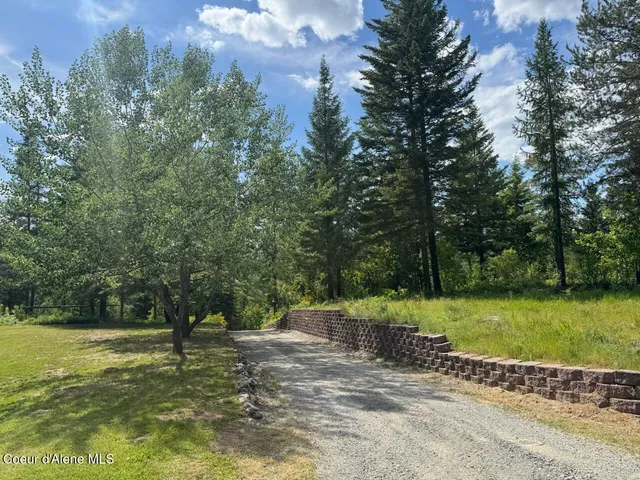 $860,000 | 197 Berry Hill, Cocolalla, ID 83813