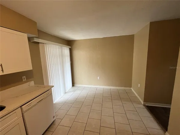 $1,167 | 3979 Crayrich Circle, Unit C2, Orlando, FL 32839