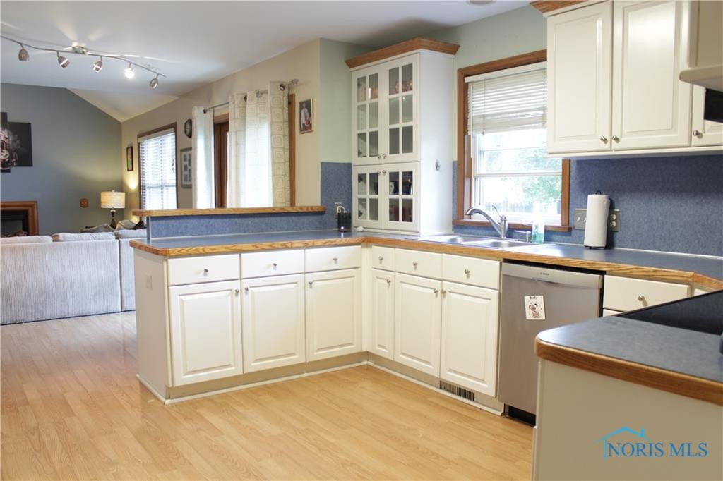3313 Seaman Road Oregon, OH 43616 - Photo 5 of 24 Gallery Image 5