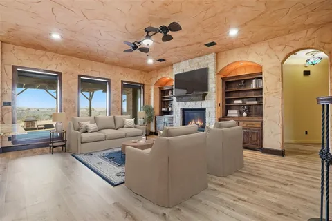 $665,000 | 873 Canyon Creek Lane, Weatherford, TX 76087