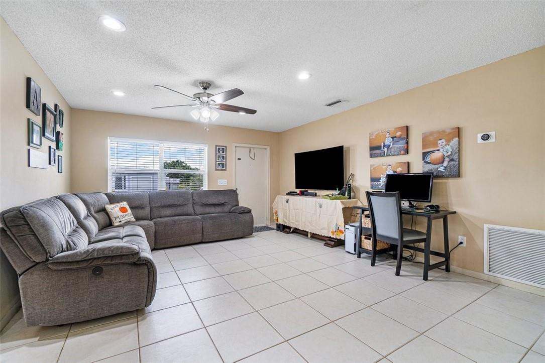 4709 Bison Street Boca Raton, FL 33428 - Photo 5 of 22 Photo 5