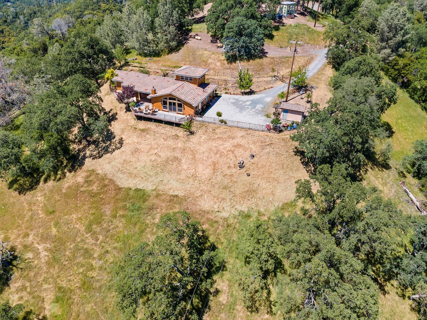 6801 Sagittarius Road Placerville, CA 95667 - Photo 17 of 34 an aerial view of a houses with yard