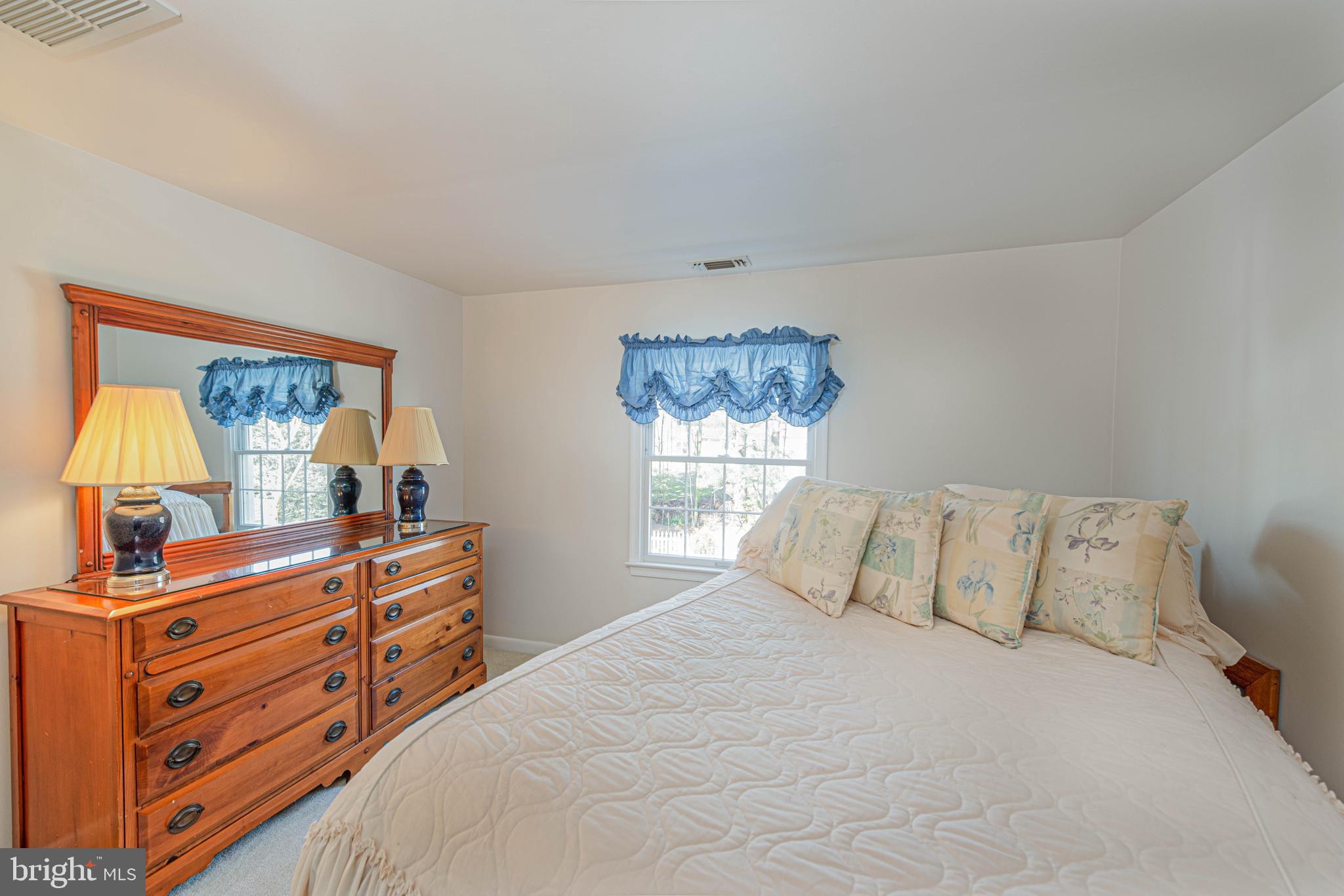 41 Lighthouse Road Selbyville, DE 19975 - Photo 21 of 35 Alternate view bedroom 2