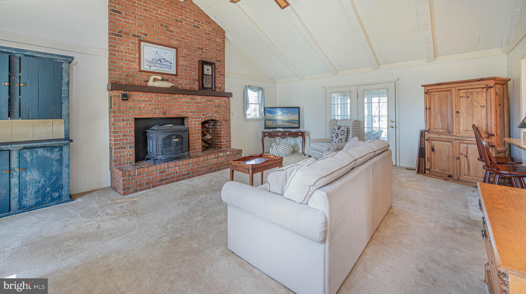 41 Lighthouse Road Selbyville, DE 19975 - Photo 6 of 35 Living room/great room