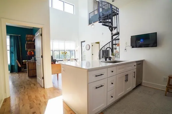 $3,400 | 384 Ralph McGill Boulevard Northeast, Unit 410, Atlanta, GA 30312