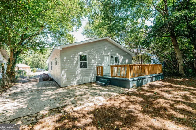 $1,500 | 3584 Log Cabin Drive, Macon, GA 31204