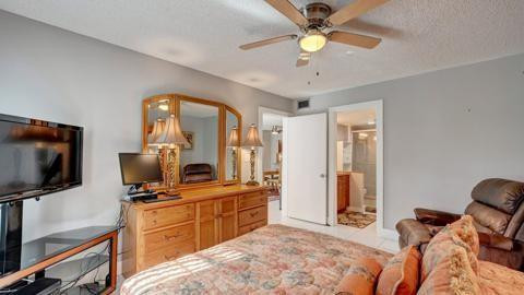 9110 Tracy Court, Unit 2 Boca Raton, FL 33496 - Photo 19 of 43 Photo 19