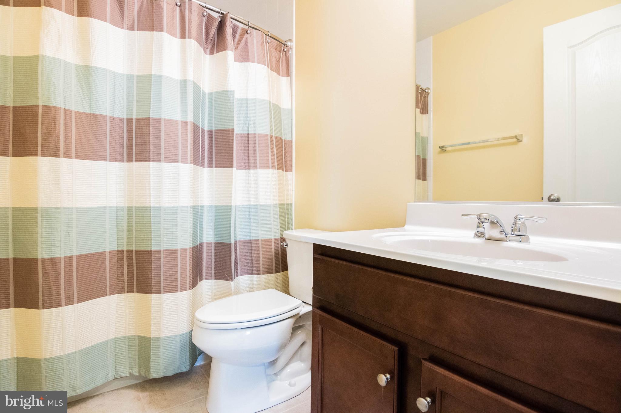 10527 Braddock Run Road Baltimore, MD 21220 - Photo 22 of 30 Upstairs Full Hall Bath