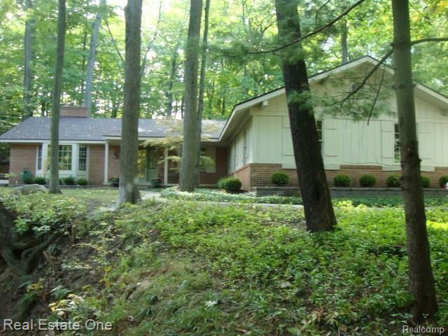 34043 Quaker Valley Road Farmington, MI 48331 - Photo 32 of 33 DSC06251.JPG