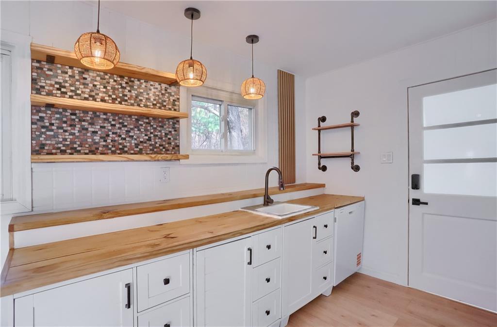 5848 Saltsburg Road Verona, PA 15147 - Photo 6 of 23