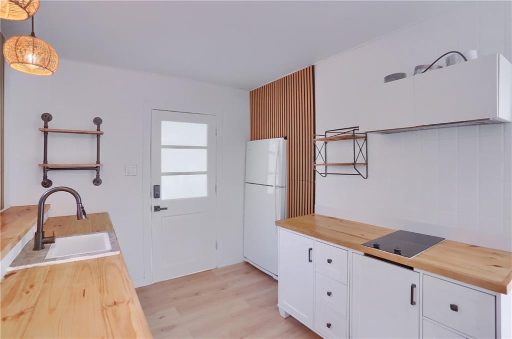 5848 Saltsburg Road Verona, PA 15147 - Photo 9 of 23 a bathroom with a sink and mirror