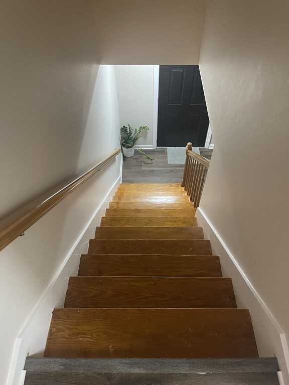 260 Massasoit Road Worcester, MA 01604 - Photo 9 of 30 Gallery Image 9