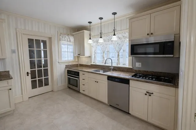 $429,000 | 814 Main Street, Sanford, ME 04073