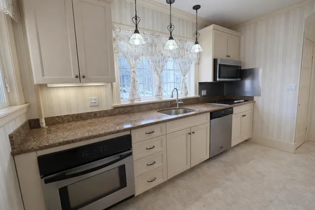 $429,000 | 814 Main Street, Sanford, ME 04073