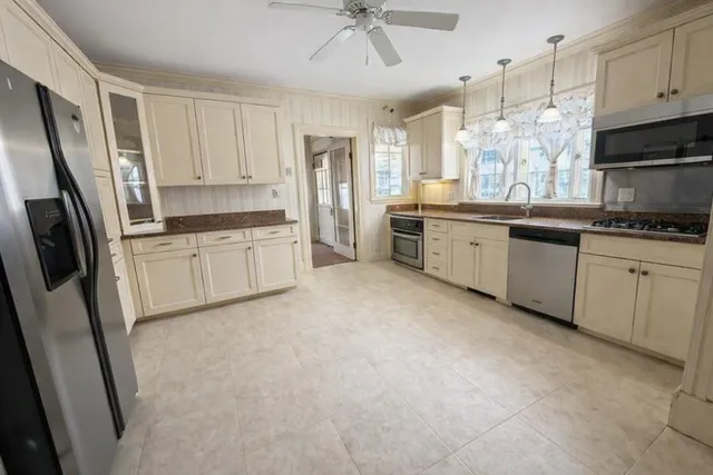 $429,000 | 814 Main Street, Sanford, ME 04073