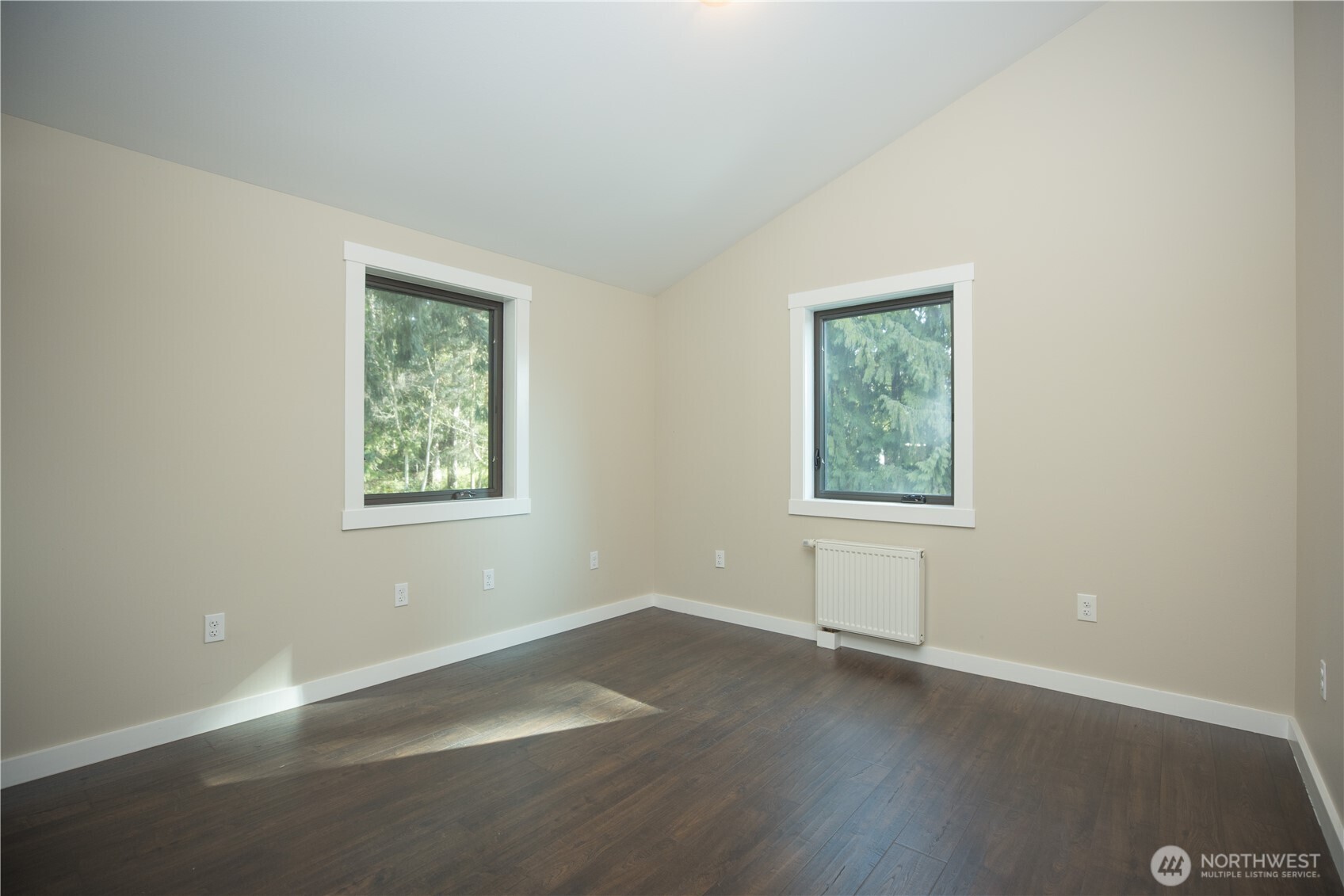 254 Simpson Road Sequim, WA 98382 - Photo 15 of 40 an empty room with a window