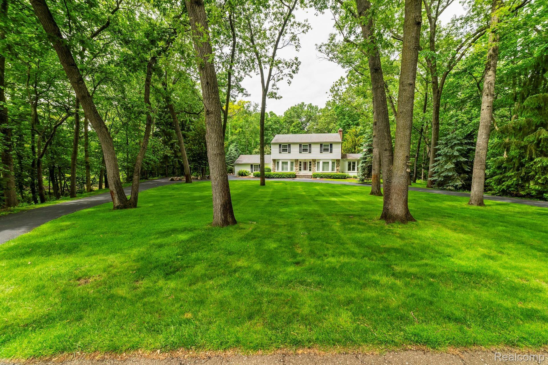 852 Peach Tree Lane Rochester, MI 48306 - Photo 6 of 54 007-photo--7188207.jpg