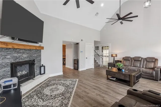 $199,000 | 725 Blackman Street, Lake Charles, LA 70605