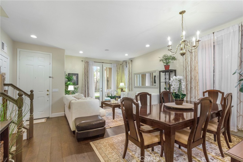 28 Rosenblum Irvine, CA 92602 - Photo 6 of 25 a view of a dining room with furniture and window