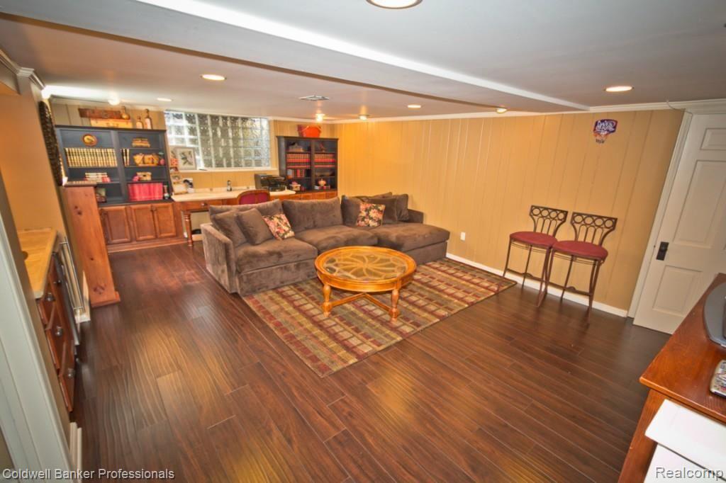 657 Half Moon Road Bloomfield Hills, MI 48301 - Photo 28 of 42 IMG_7303.jpg