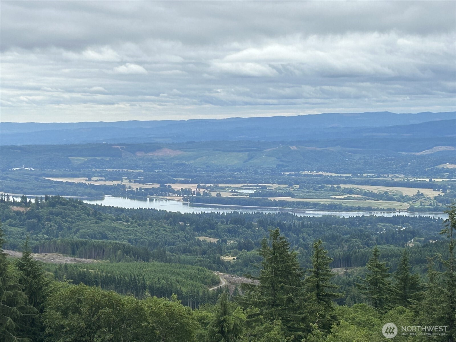 0 China Garden Road Kalama, WA 98625 - Photo 3 of 23 a view of an ocean beach
