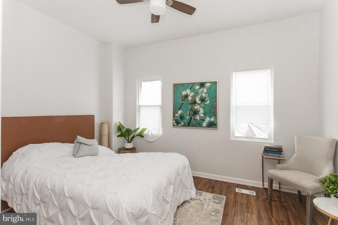 2625 West Cold Spring Lane Baltimore, MD 21215 - Photo 20 of 32 Primary bedroom
