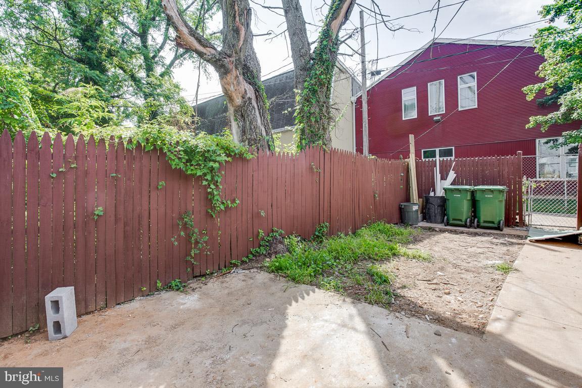 2625 West Cold Spring Lane Baltimore, MD 21215 - Photo 30 of 32 Backyard with 8 x 15 foot deck