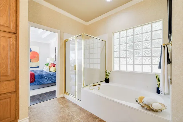 $670,000 | 7 Tourney Lane, The Hills, TX 78738