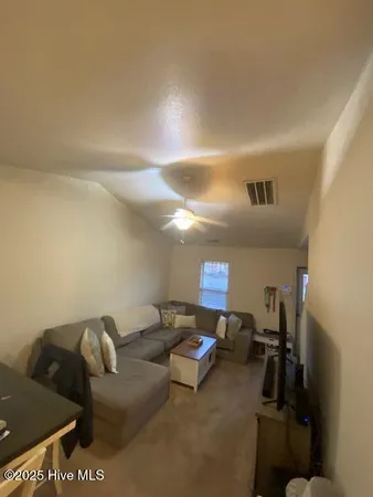 $1,400 | 500 Springwood Drive, Jacksonville, NC 28546