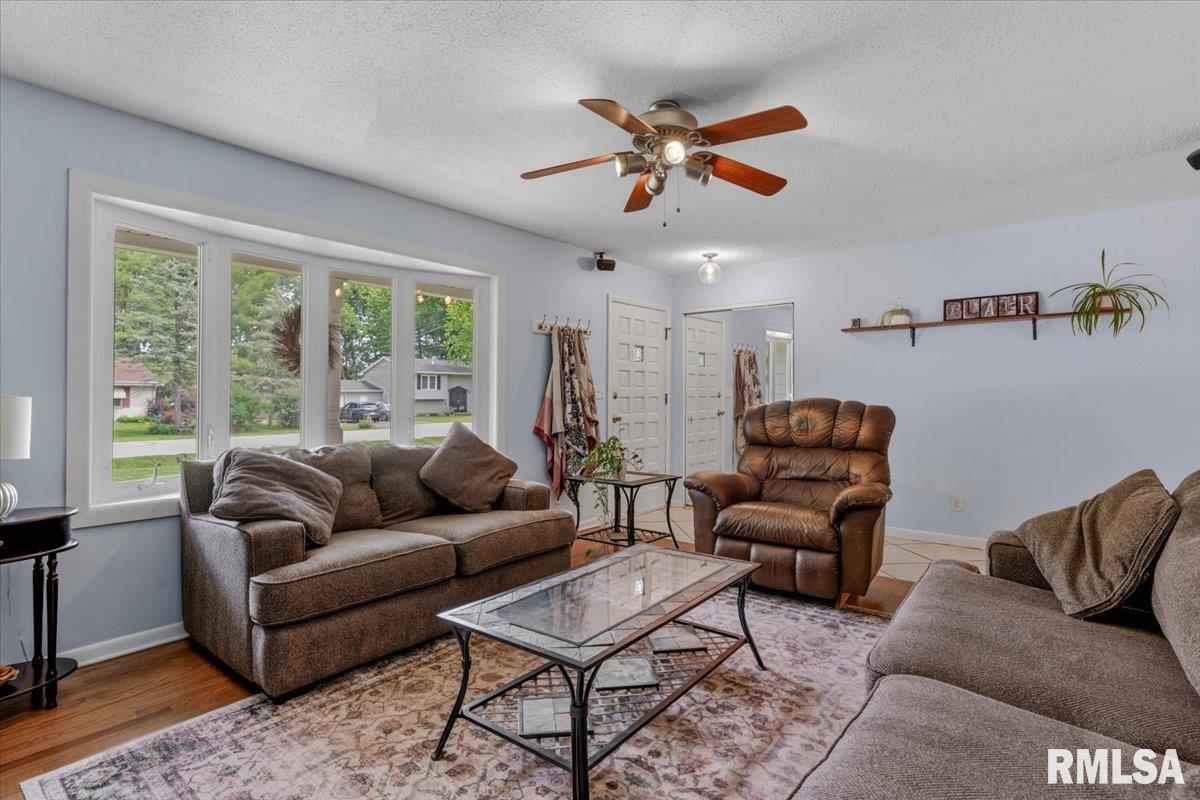 11 Lansing Drive Springfield, IL 62703 - Photo 8 of 39