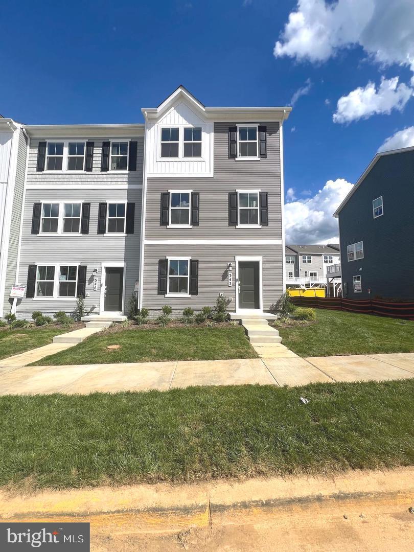 Modern townhome with inviting curb appeal.