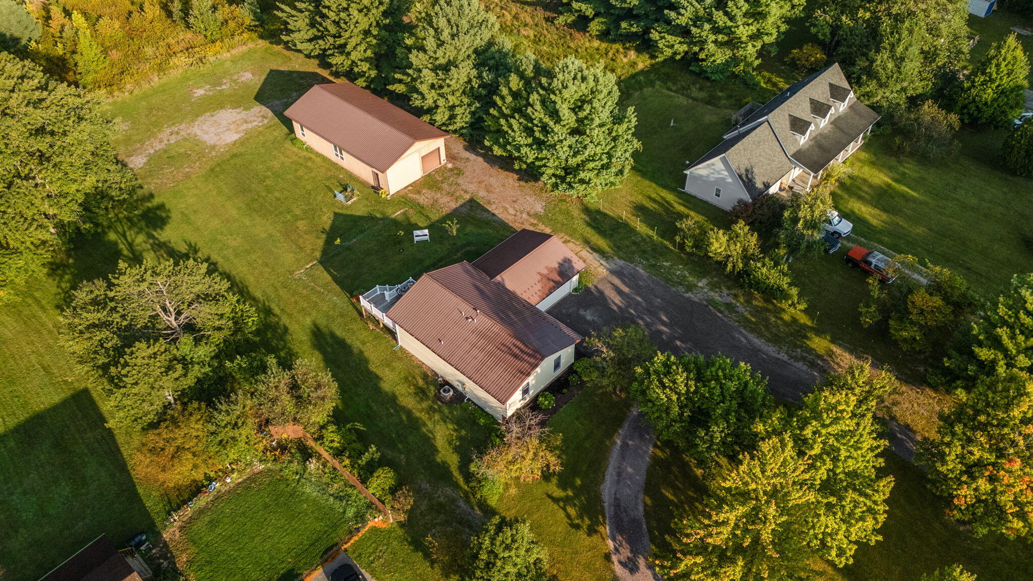 668 Old Suman Road Valparaiso, IN 46383 - Photo 4 of 45 2048x1152
