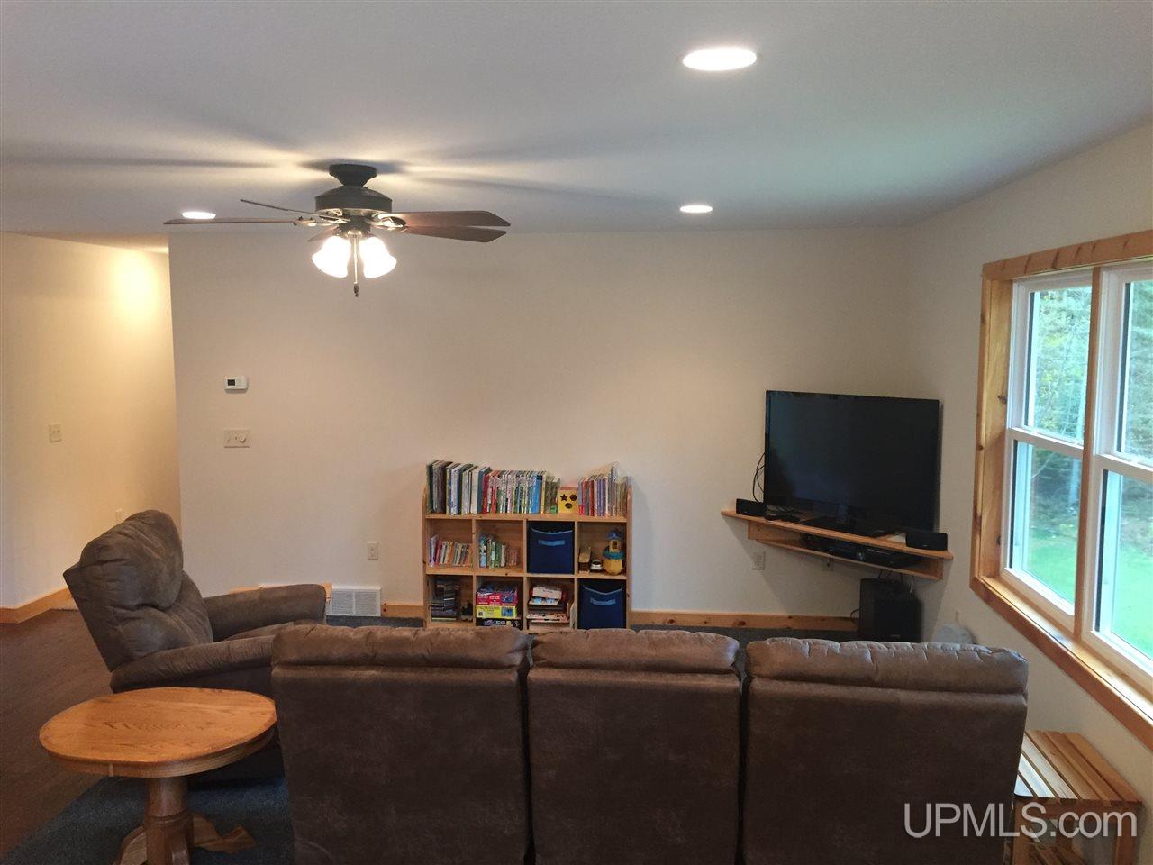 1065 River Ridge Drive Ishpeming, MI 49849 - Photo 9 of 36