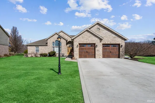 $454,900 | 1544 Foxhaven Drive, Kokomo, IN 46902