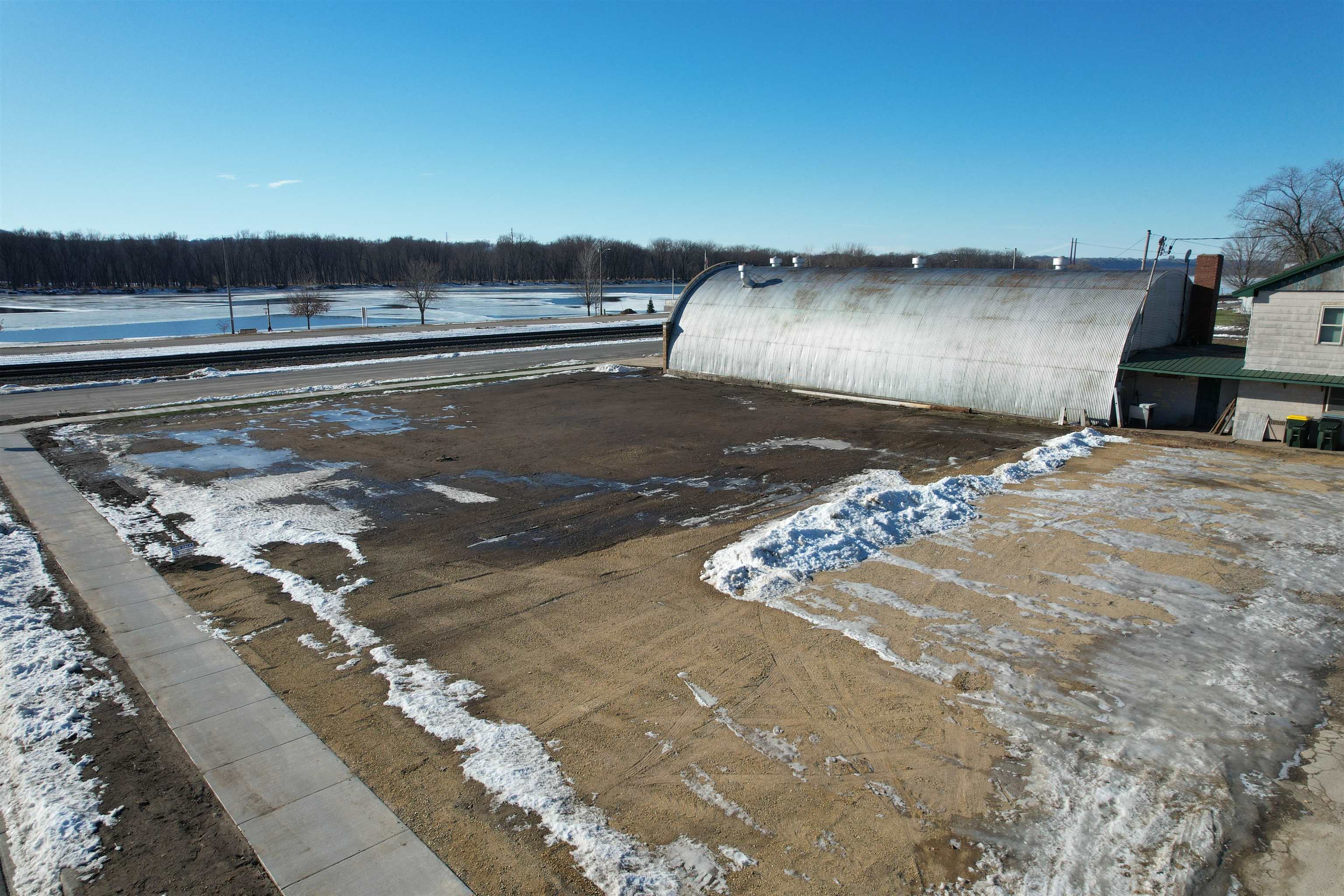 205 Frederic Street Cassville, WI 53806 - Photo 5 of 15