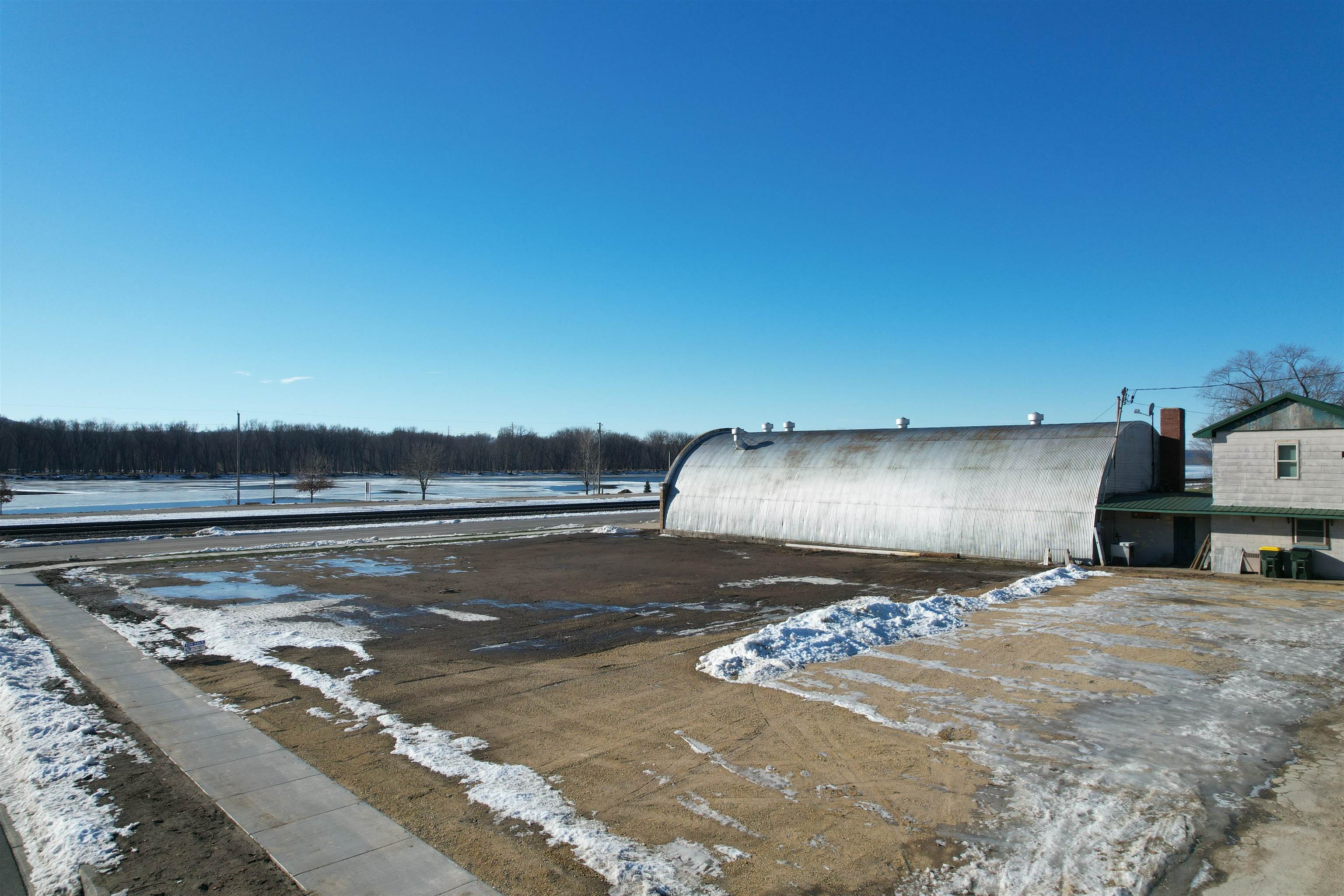 205 Frederic Street Cassville, WI 53806 - Photo 5 of 15