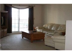 96 River Road, Unit 308 Manchester, NH 03104 - Photo 2 of 7