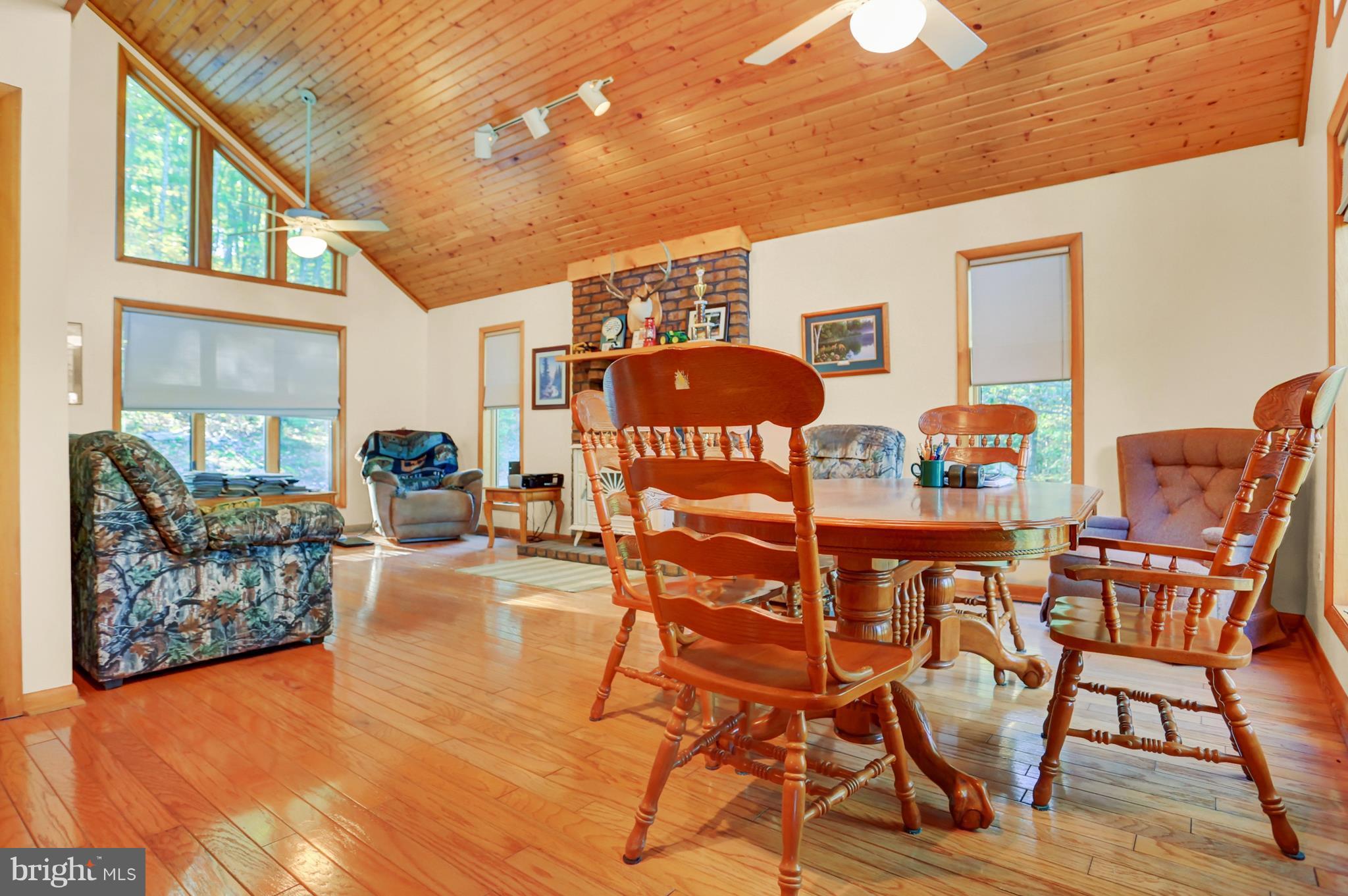 1787 Ridge Road Newville, PA 17241 - Photo 11 of 27 Dining Room