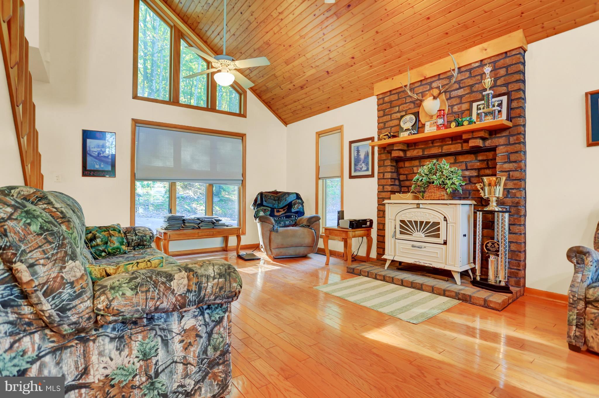 1787 Ridge Road Newville, PA 17241 - Photo 12 of 27 Family Room
