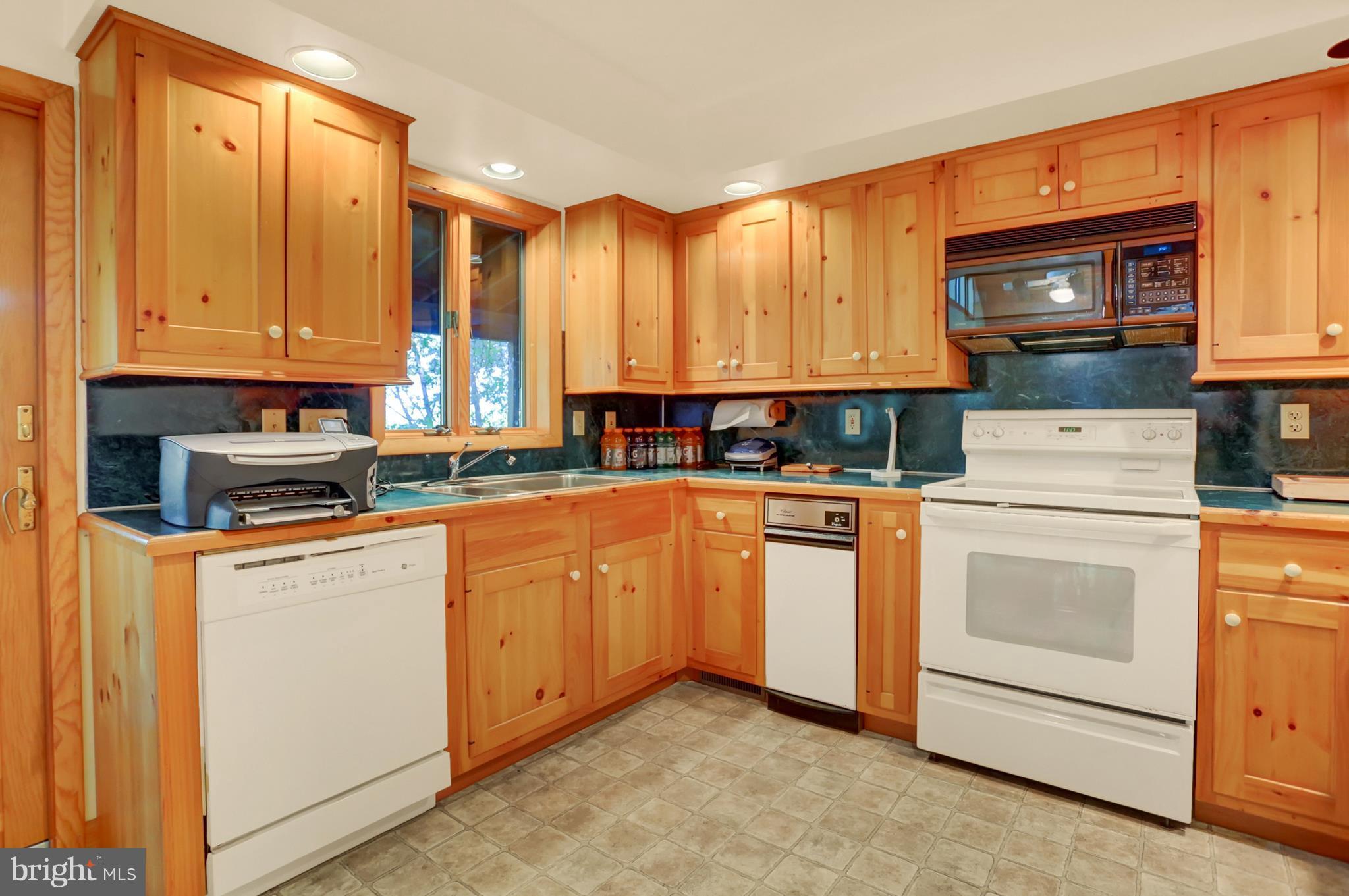 1787 Ridge Road Newville, PA 17241 - Photo 6 of 27 Kitchen