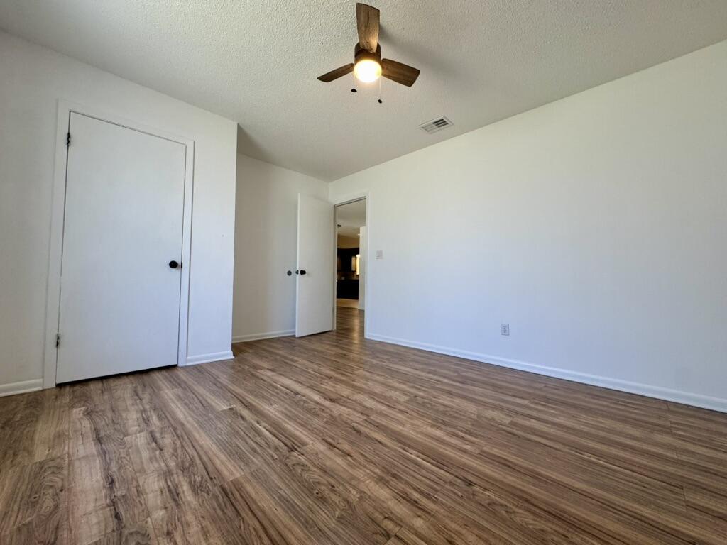 556 Lee Avenue Crestview, FL 32539 - Photo 5 of 13 Bedroom