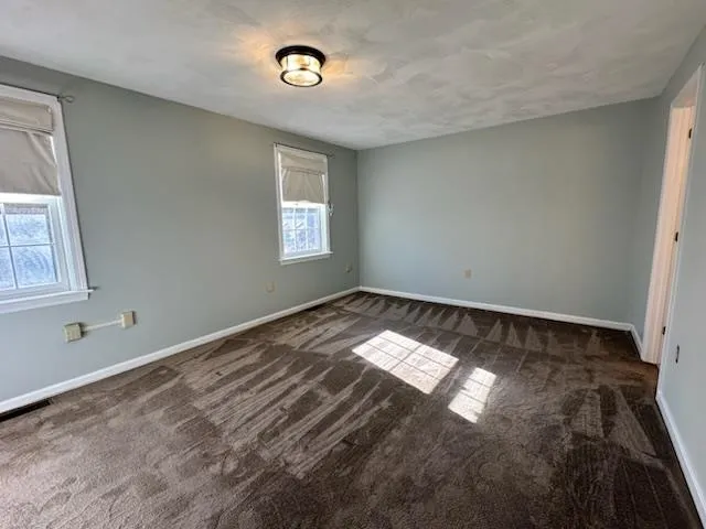 $371,000 | 18 Colonial Square, Unit 18, Peterborough, NH 03458