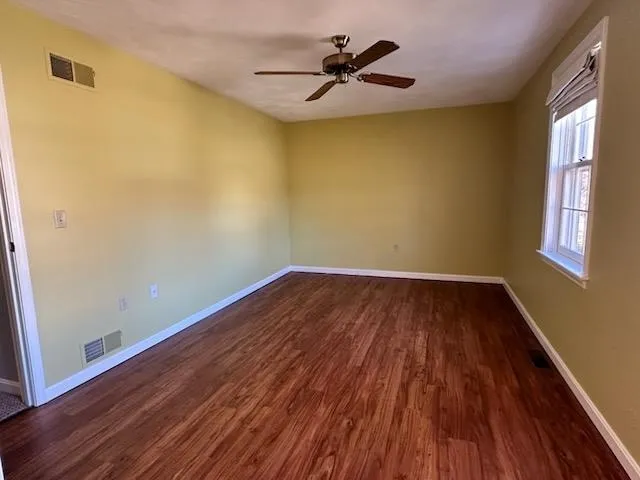 $371,000 | 18 Colonial Square, Unit 18, Peterborough, NH 03458