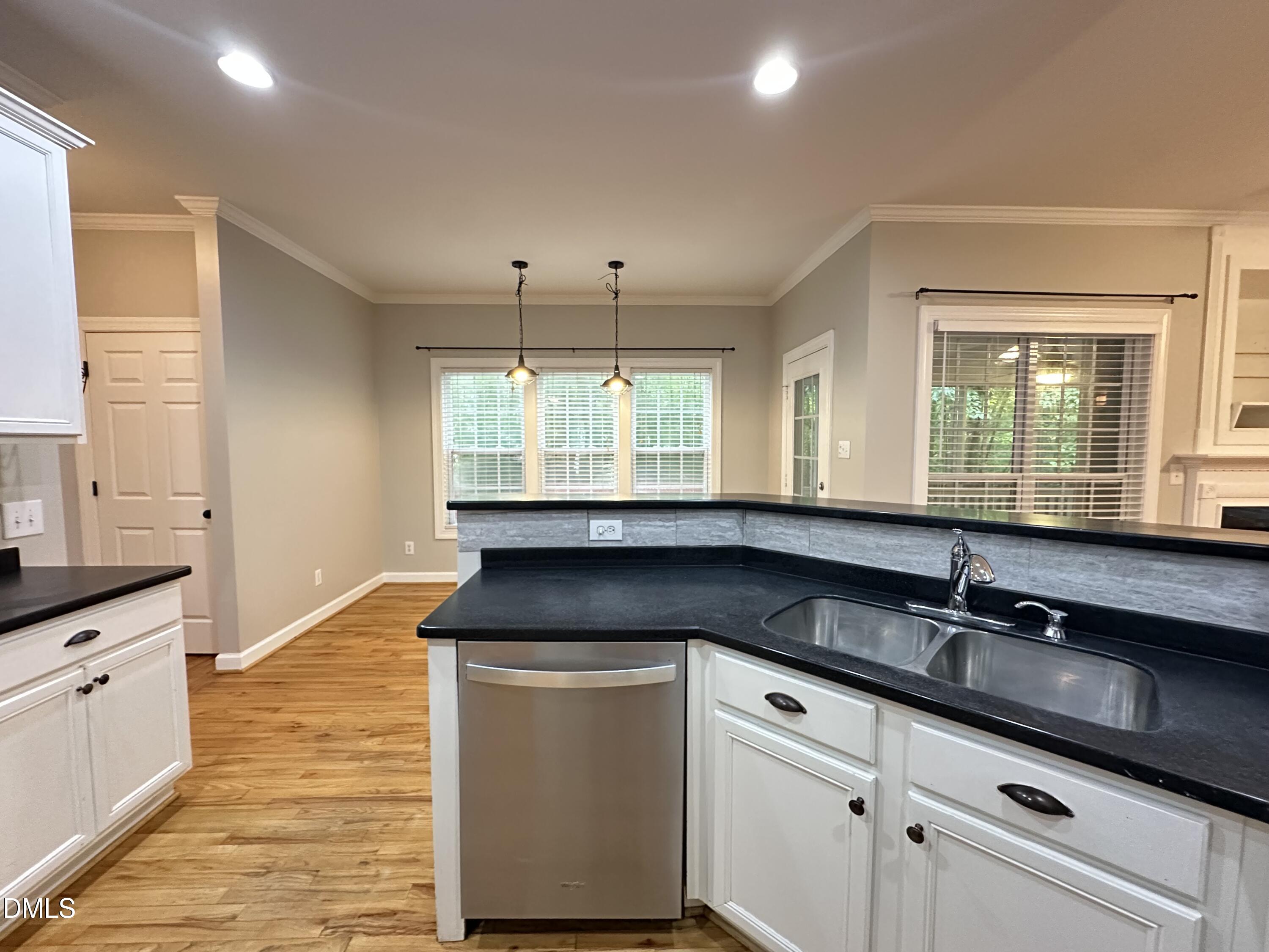 159 Geranium Way Clayton, NC 27527 - Photo 10 of 40 IMG_4905