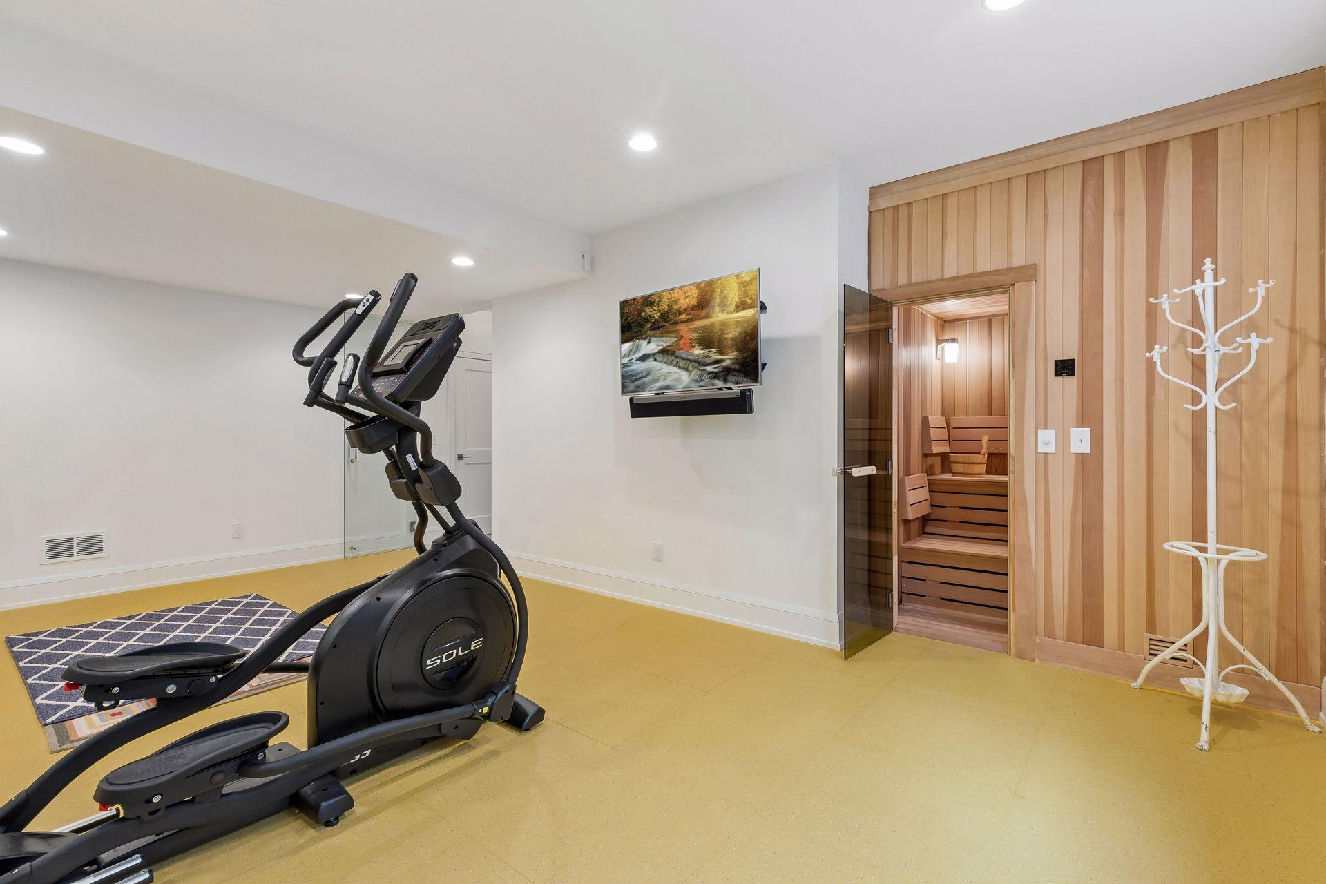 215 Ferndale Road South Wayzata, MN 55391 - Photo 45 of 70