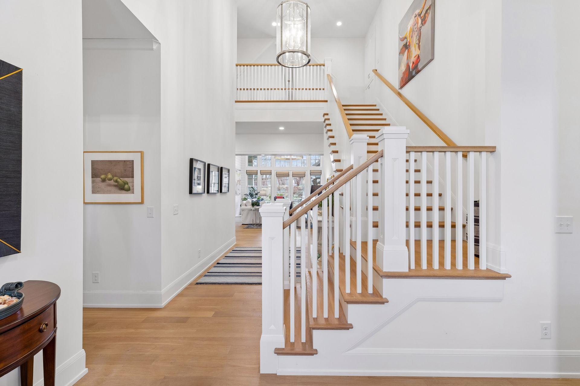 215 Ferndale Road South Wayzata, MN 55391 - Photo 5 of 70