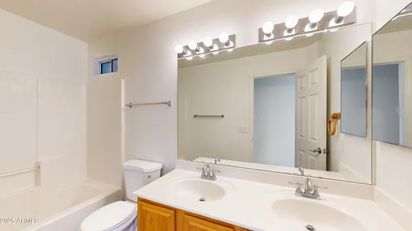 $2,800 | 21927 North 74th Lane, Glendale, AZ 85310