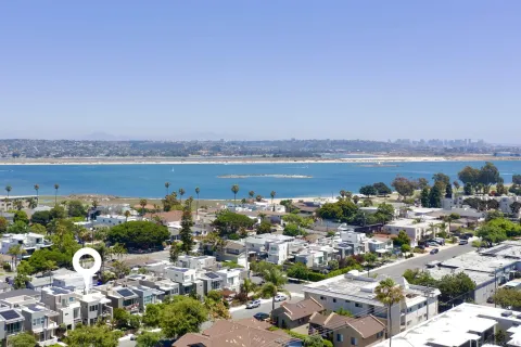 $2,199,900 | 3927 Shasta Street, San Diego, CA 92109
